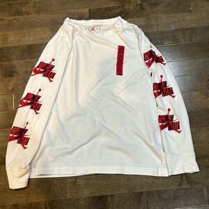 Jordan Boys Long Sleeve Shirt, Size M